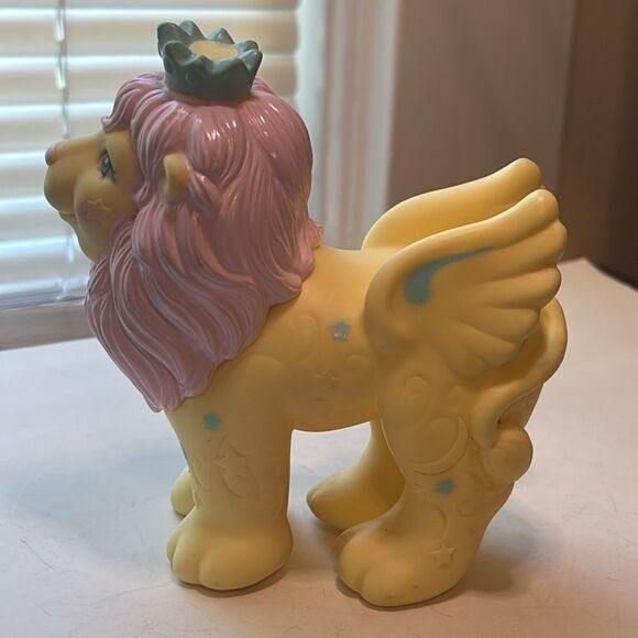 Vintage 1986 Moondreamers Roary Wings and Crown Hasbro Toys Collectible Figure - Picture 6 of 7